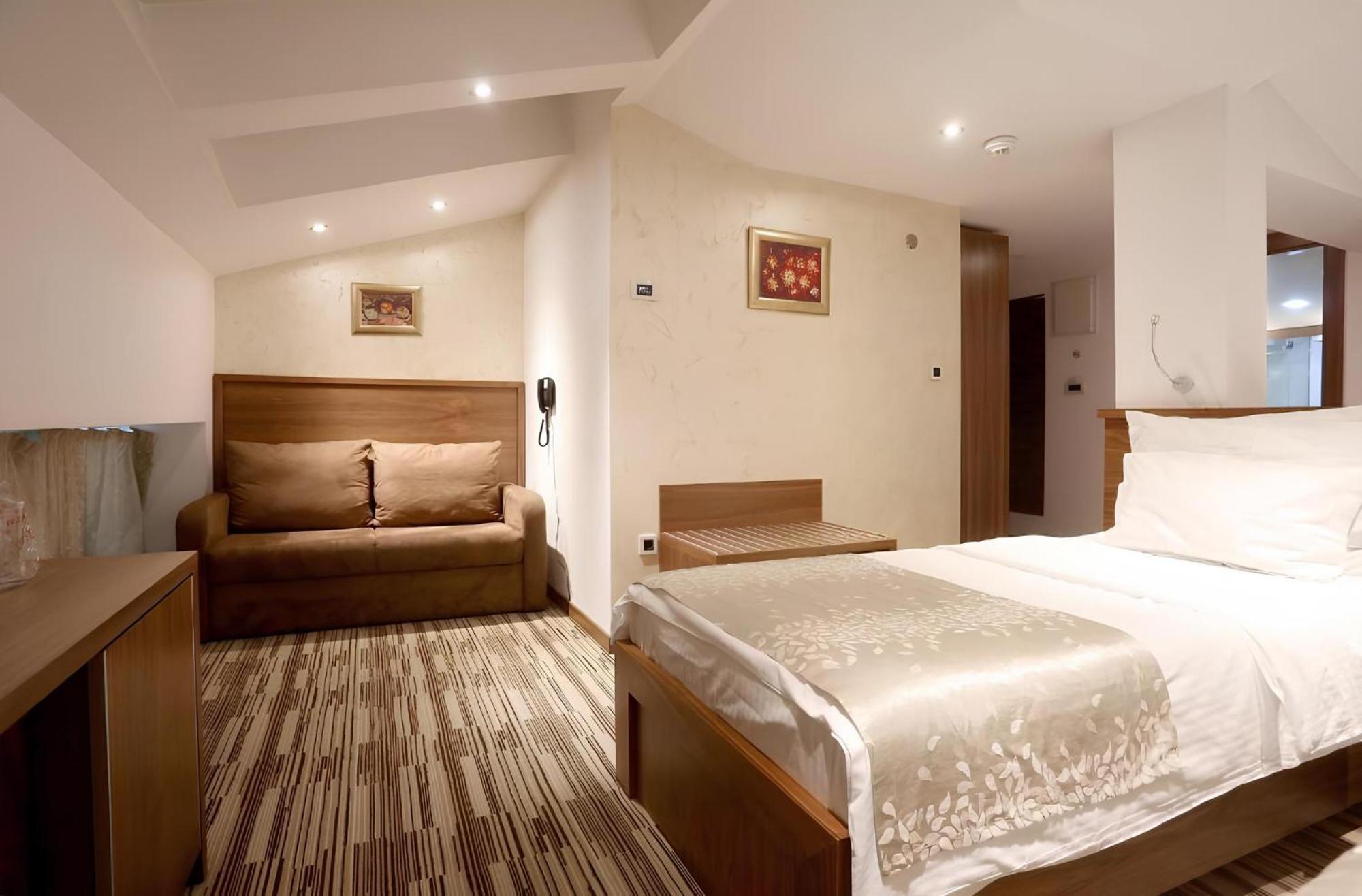 Hotel Bistrik Exclusive Сараево Екстериор снимка