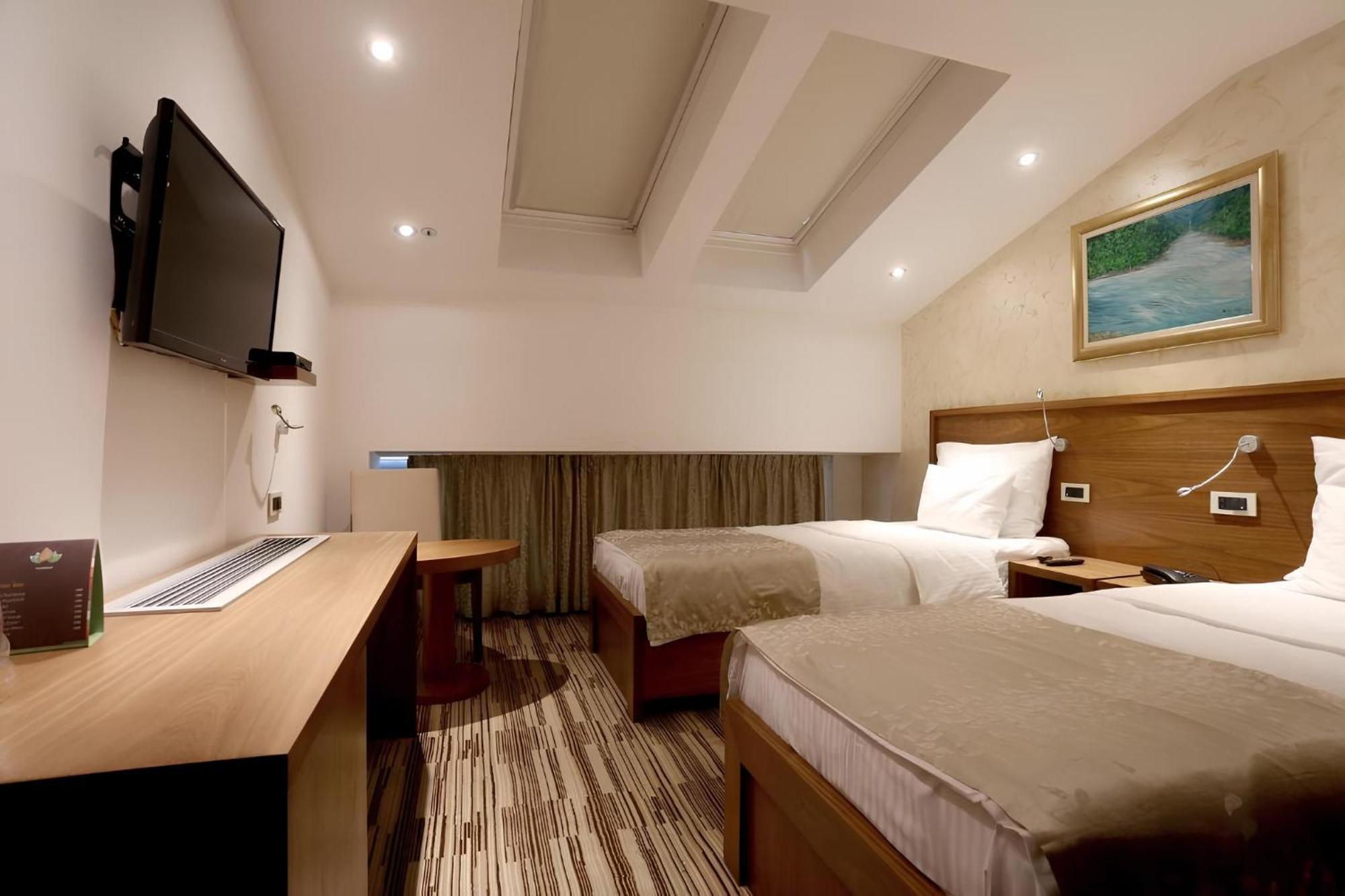 Hotel Bistrik Exclusive Сараево Екстериор снимка
